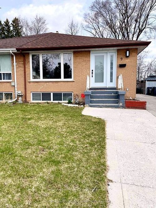 9 Aloma Cres, Brampton, ON, L6T2N8 | Card Image