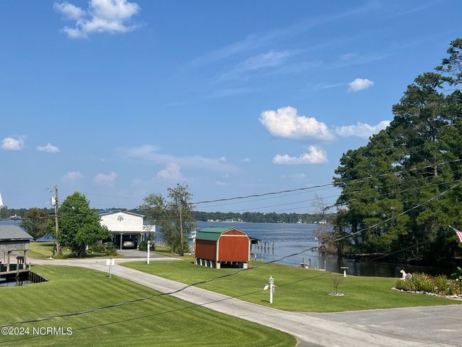 36 Inlet Way, House other with 3 bedrooms, 3 bathrooms and null parking in Chocowinity NC | Image 45