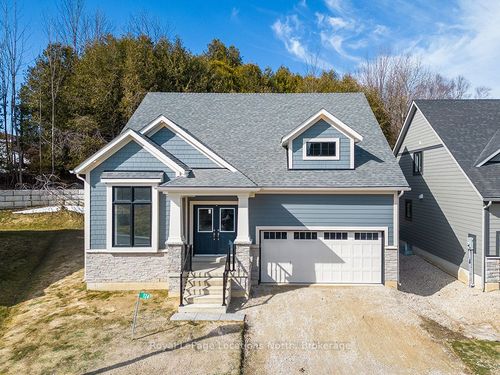 124 Beacon Dr, Thornbury, ON, N0H2P0 | Card Image