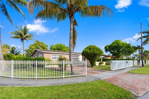 20400 Nw 25th Ave, Miami Gardens, FL, 33056-1544 | Card Image