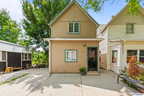 4506 S 27th Cir, Omaha, NE, 68107-1575 | Card Image