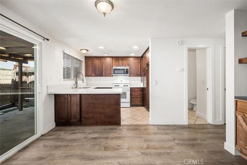 10395 Hammontree Dr, Garden Grove, CA, 92843-1137 | Card Image