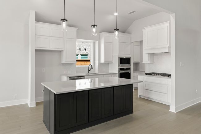 10. 1704 Possum - Kitchen (2) | Image 10