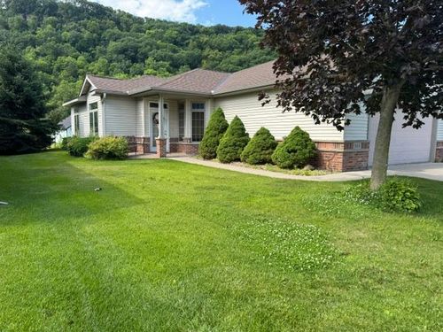 669 Crimson Way, Lake City, MN, 55041-2500 | Card Image