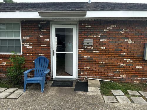 a-928 Avenue B, Westwego, LA, 70094-4220 | Card Image
