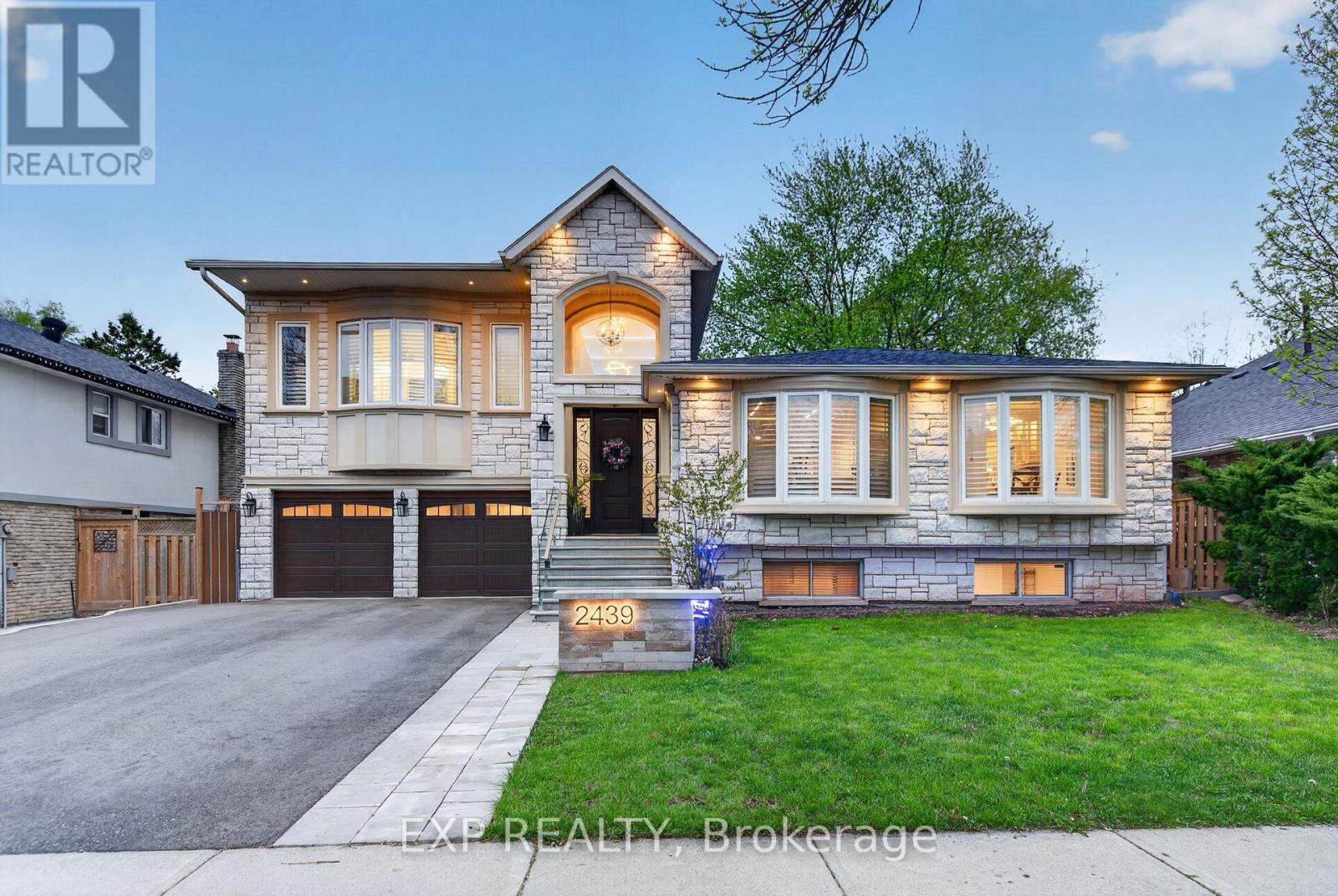 Residential in Oakville (WO West) 4