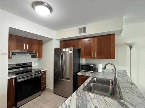 apt-307-9499 Collins Ave, Surfside, FL, 33154-2679 | Card Image