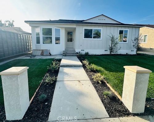 3731 Senasac Ave, Long Beach, CA, 90808-2847 | Card Image