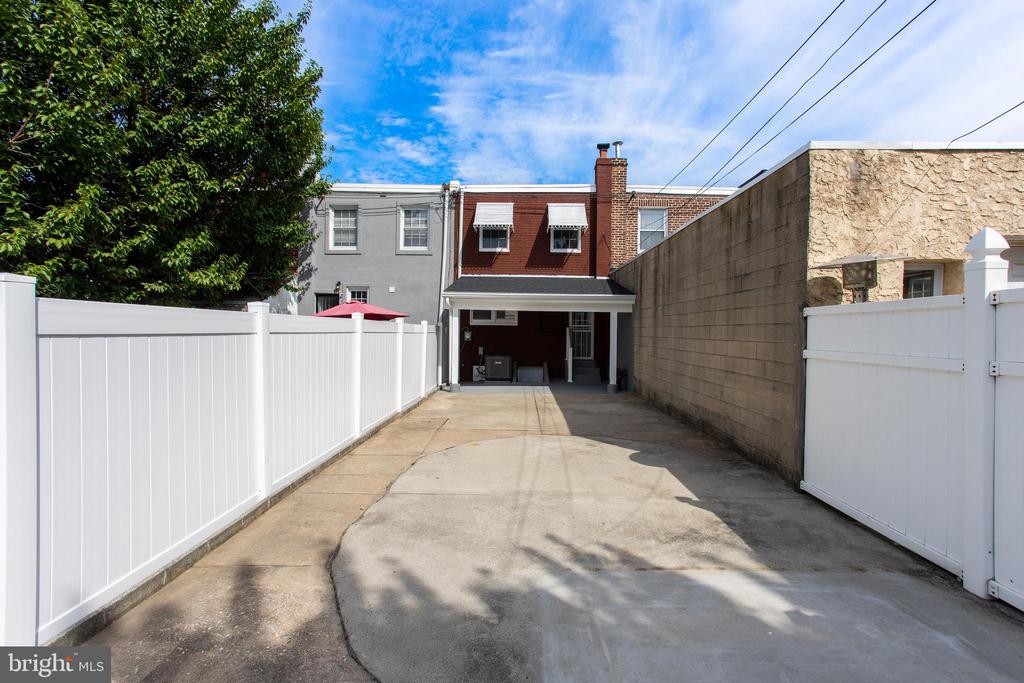 Residential in PHILADELPHIA 5