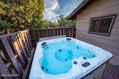 205 Ross Rd, Sedona, AZ, 86336-5547 | Card Image