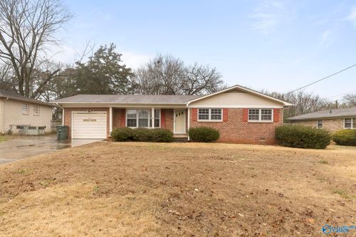 3511 Purdy Dr Nw, Huntsville, AL, 35810-4213 | Card Image