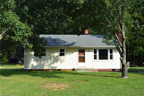 5402 Drake Rd, Greensboro, NC, 27406-8007 | Card Image