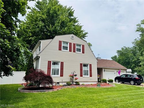 2819 Lynn Dr, Sandusky, OH, 44870-5652 | Card Image