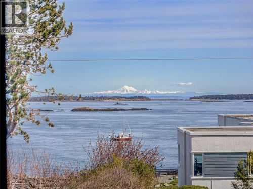 200-2747 Satellite St, Victoria, BC, V8S5G7 | Card Image