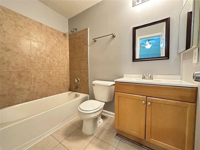 2827 Cypress Island Dr, House other with 4 bedrooms, 2 bathrooms and 2 parking in Houston TX | Image 12