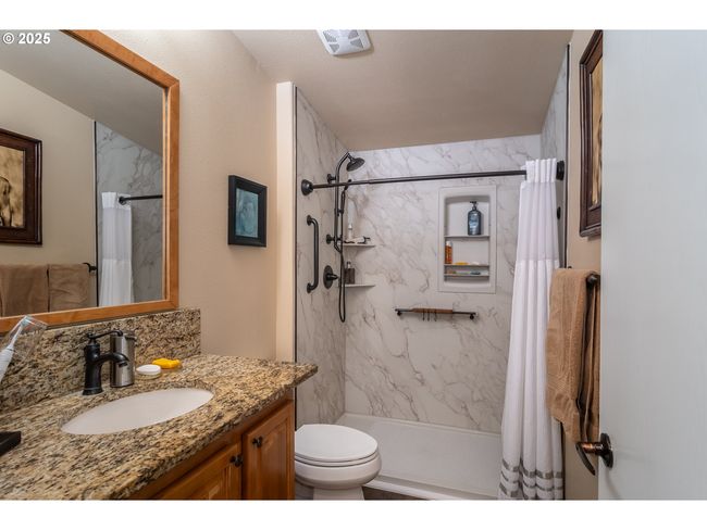 Bathroom-# 3 | Image 28