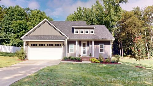 9841 Rich Hatchet Rd, Huntersville, NC, 28078-8710 | Card Image