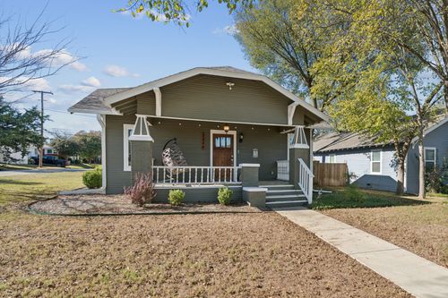 2844 S Adams St, Fort Worth, TX, 76110-3105 | Card Image