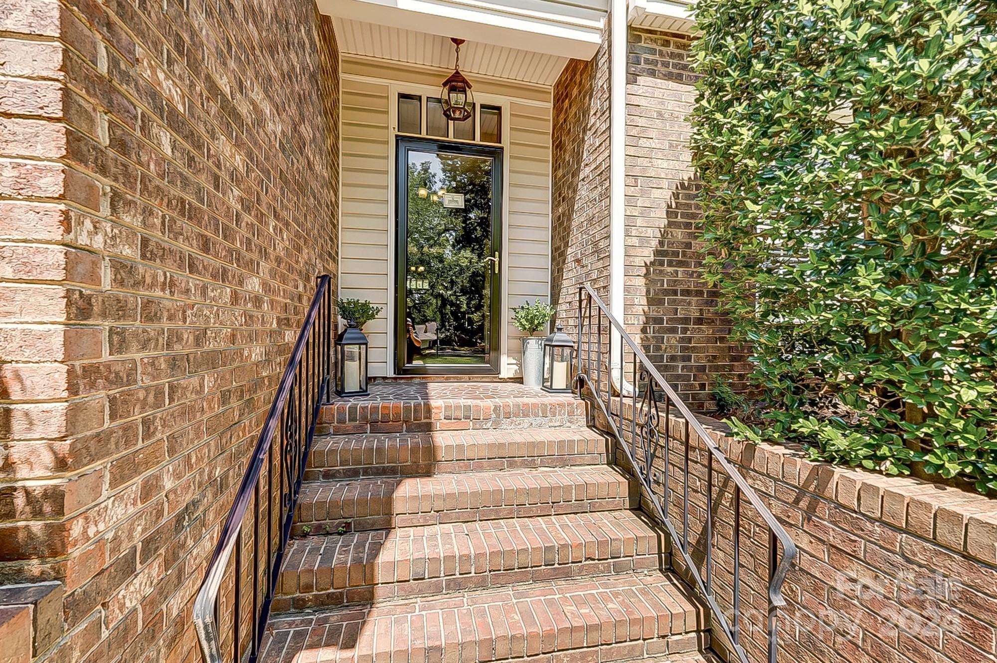 Quail Meadow Ln, Charlotte, NC 28210