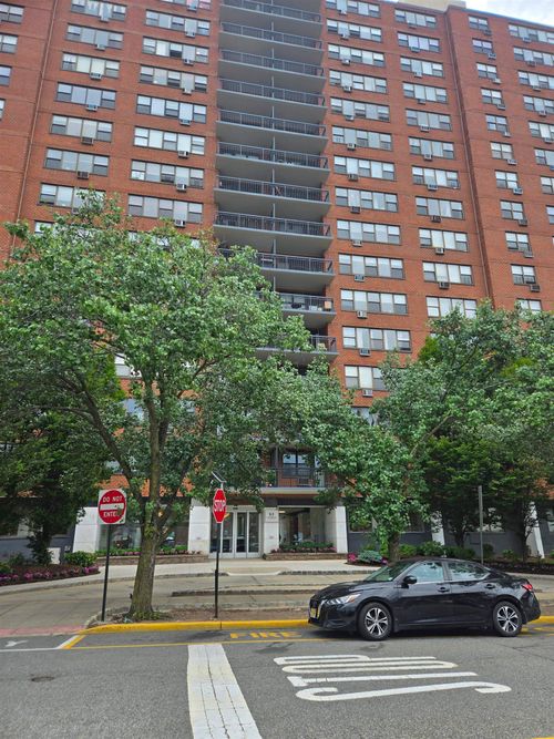806-500 Central Ave, Union City, NJ, 07087-5325 | Card Image