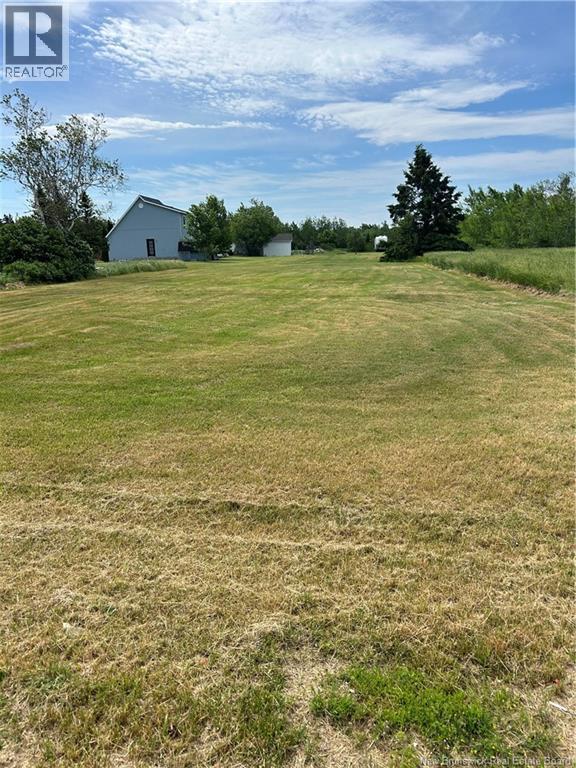 Land in Bas-Caraquet