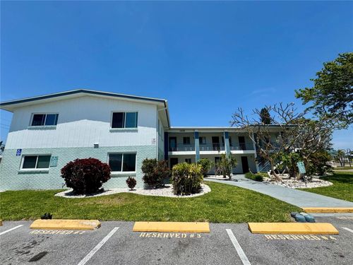 11225 1st St E, Treasure Island, FL, 33706-4680 | Card Image