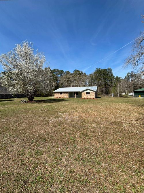 28 Greenleaf Ln, Crawfordville, FL, 32327-5780 | Card Image