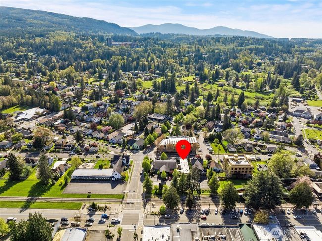 38700 Se River St, Home with 0 bedrooms, 0 bathrooms and 8 parking in Snoqualmie WA | Image 16