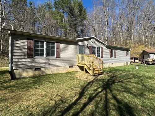 13911 Tower Hill Rd, WILLIAMSVILLE, VA, 24487-2182 | Card Image