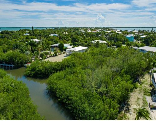 53 Sugarloaf Dr, Sugarloaf Key, FL, 33042-3672 | Card Image
