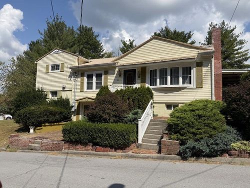 312 Circle Street, Bluefield, VA, 24605 | Card Image