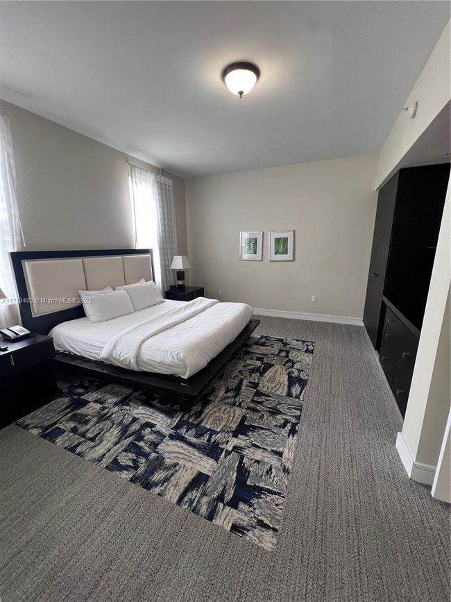 916 - 5300 Nw 87 Th Ave, Condo with 1 bedrooms, 2 bathrooms and null parking in Doral FL | Image 9
