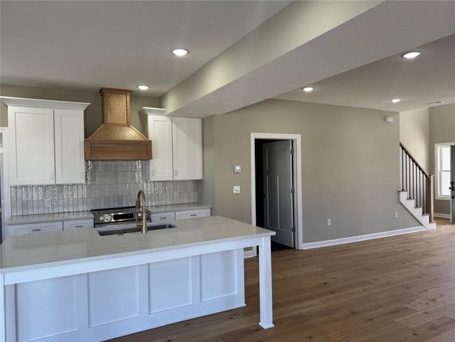 305 N Prairie St, House other with 4 bedrooms, 3 bathrooms and null parking in Hamilton MO | Image 11