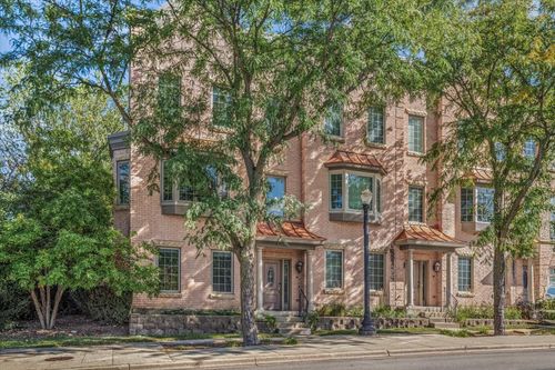120 Kimball St, Elgin, IL, 60120-4112 | Card Image