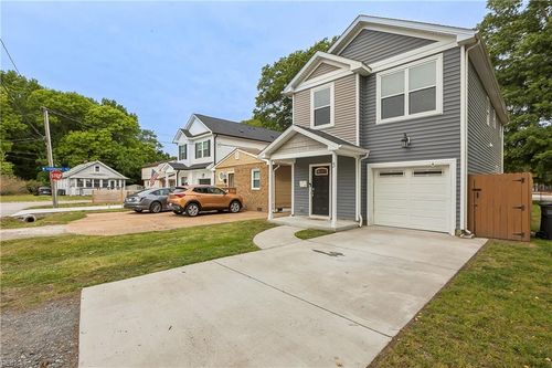 5 Lacrosse Street, Hampton, VA, 23663 | Card Image