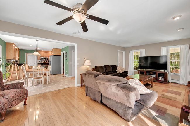 67 Town Line Rd, House other with 3 bedrooms, 3 bathrooms and null parking in Harwinton CT | Image 20