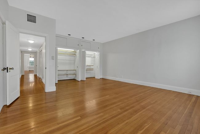 APT-3 - 24 Dean Rd, Condo with 2 bedrooms, 2 bathrooms and 2 parking in Brookline MA | Image 17