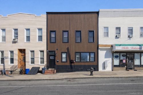 6089 54th St, Maspeth, NY, 11378-3327 | Card Image