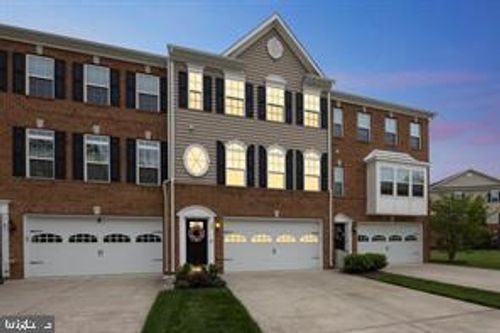 28 Isabelle Ct, MARLTON, NJ, 08053-5624 | Card Image