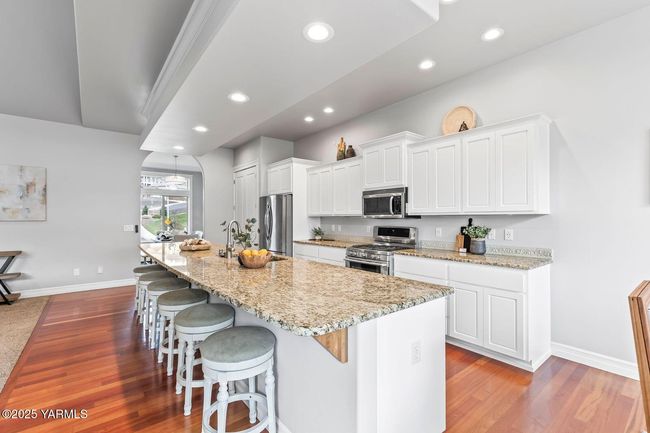 Kitchen | Image 15