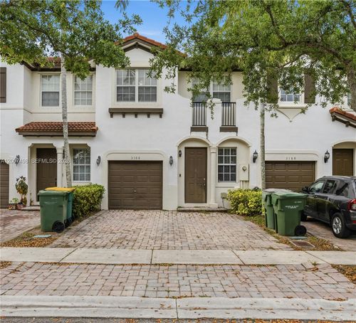 3166 Ne 11th St, Homestead, FL, 33033-7603 | Card Image