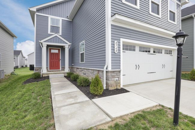 8568 Gable Loop, Condo with 4 bedrooms, 3 bathrooms and null parking in Canal Winchester OH | Image 5