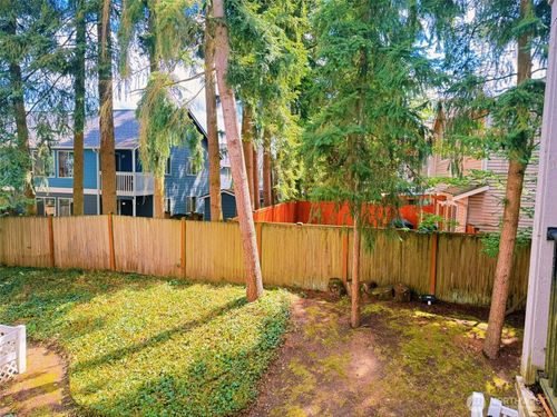 apt-b202-15415 35th Ave W, Lynnwood, WA, 98087-8462 | Card Image