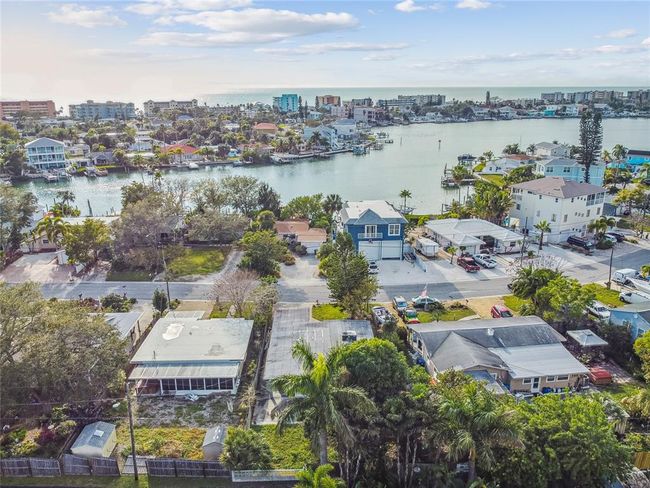 14067 W Parsley Drive, House other with 2 bedrooms, 2 bathrooms and null parking in MADEIRA BEACH FL | Image 38