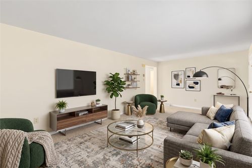 28 Elmer Ave, Warwick, RI, 02886-0644 | Card Image