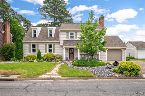 1146 Wicker Dr, Colonial Heights, VA, 23834-1930 | Card Image
