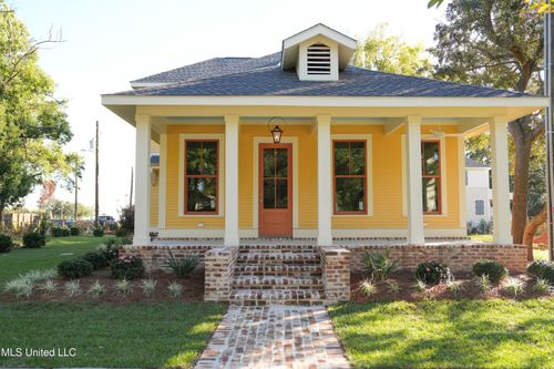 3213 12th St, Gulfport, MS, 39501-1831 | Card Image