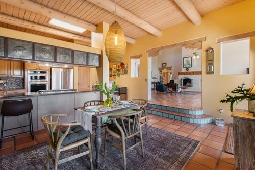23 Monterey Rd, Santa Fe, NM, 87508-8288 | Card Image