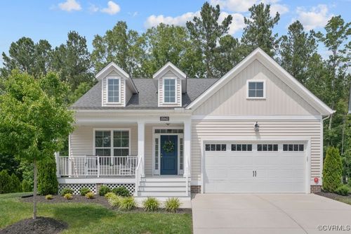 15942 Fishers Green Dr, Chesterfield, VA, 23832 | Card Image