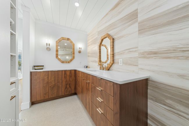 1016 Fort Fisher Blvd S, House other with 5 bedrooms, 4 bathrooms and 3 parking in Kure Beach NC | Image 35